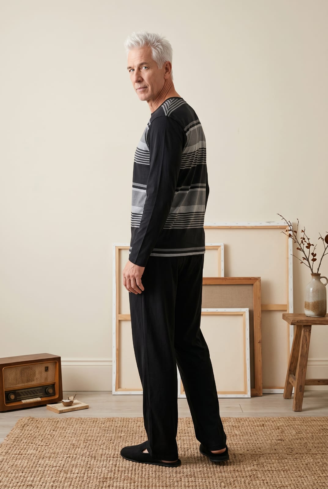 Crest Pyjamas Set Pyjamas CRESTBLK5 Location Clothing